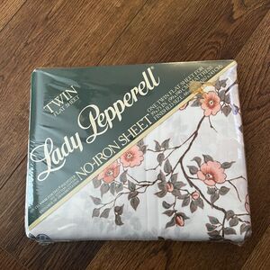 New Vintage Lady Pepperell Dutchess Twin Flat Sheet No Iron Sheet NEW